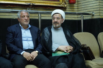 لاریجانی، حسن خمینی، جنتی، هاشمی،  مرعشی، واعظی، جهانگیری و محمدعلی نجفی در یک مراسم