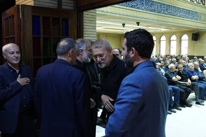 لاریجانی، حسن خمینی، جنتی، هاشمی،  مرعشی، واعظی، جهانگیری و محمدعلی نجفی در یک مراسم