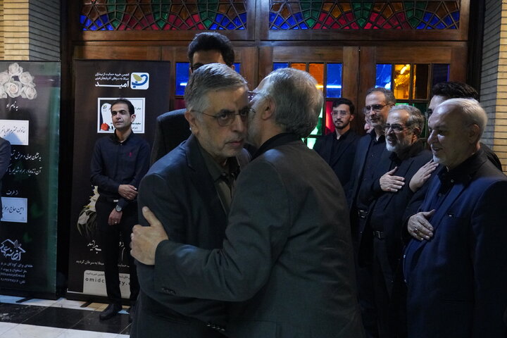 لاریجانی، حسن خمینی، جنتی، هاشمی،  مرعشی، واعظی، جهانگیری و محمدعلی نجفی در یک مراسم