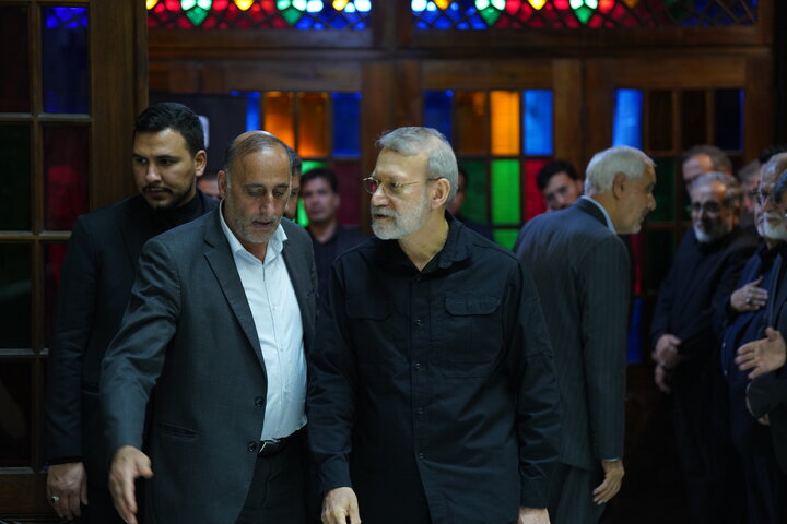 لاریجانی، حسن خمینی، جنتی، هاشمی،  مرعشی، واعظی، جهانگیری و محمدعلی نجفی در یک مراسم