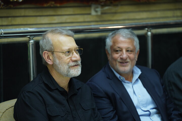 لاریجانی، حسن خمینی، جنتی، هاشمی،  مرعشی، واعظی، جهانگیری و محمدعلی نجفی در یک مراسم