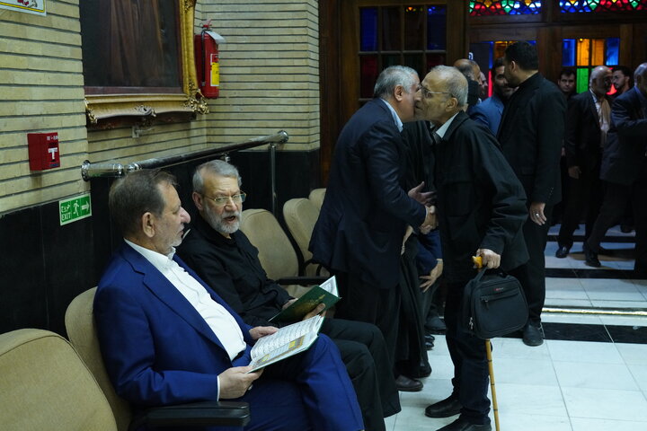 لاریجانی، حسن خمینی، جنتی، هاشمی،  مرعشی، واعظی، جهانگیری و محمدعلی نجفی در یک مراسم