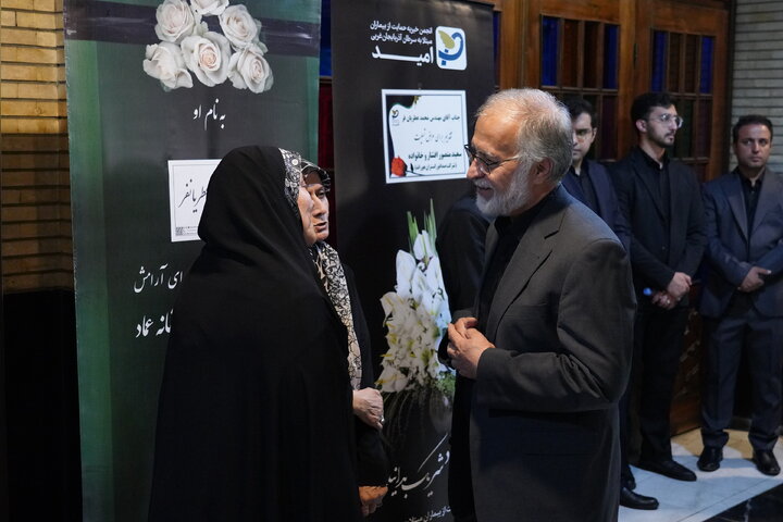 لاریجانی، حسن خمینی، جنتی، هاشمی،  مرعشی، واعظی، جهانگیری و محمدعلی نجفی در یک مراسم
