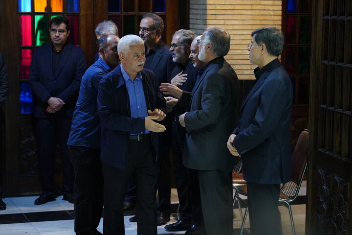 لاریجانی، حسن خمینی، جنتی، هاشمی،  مرعشی، واعظی، جهانگیری و محمدعلی نجفی در یک مراسم