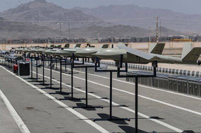 گزارش یک رسانه غربی از 3 پهپاد تازه ارتش/ایران با رونمایی از پهپادهای عمودپرواز، بازدارندگی خود را افزایش داد