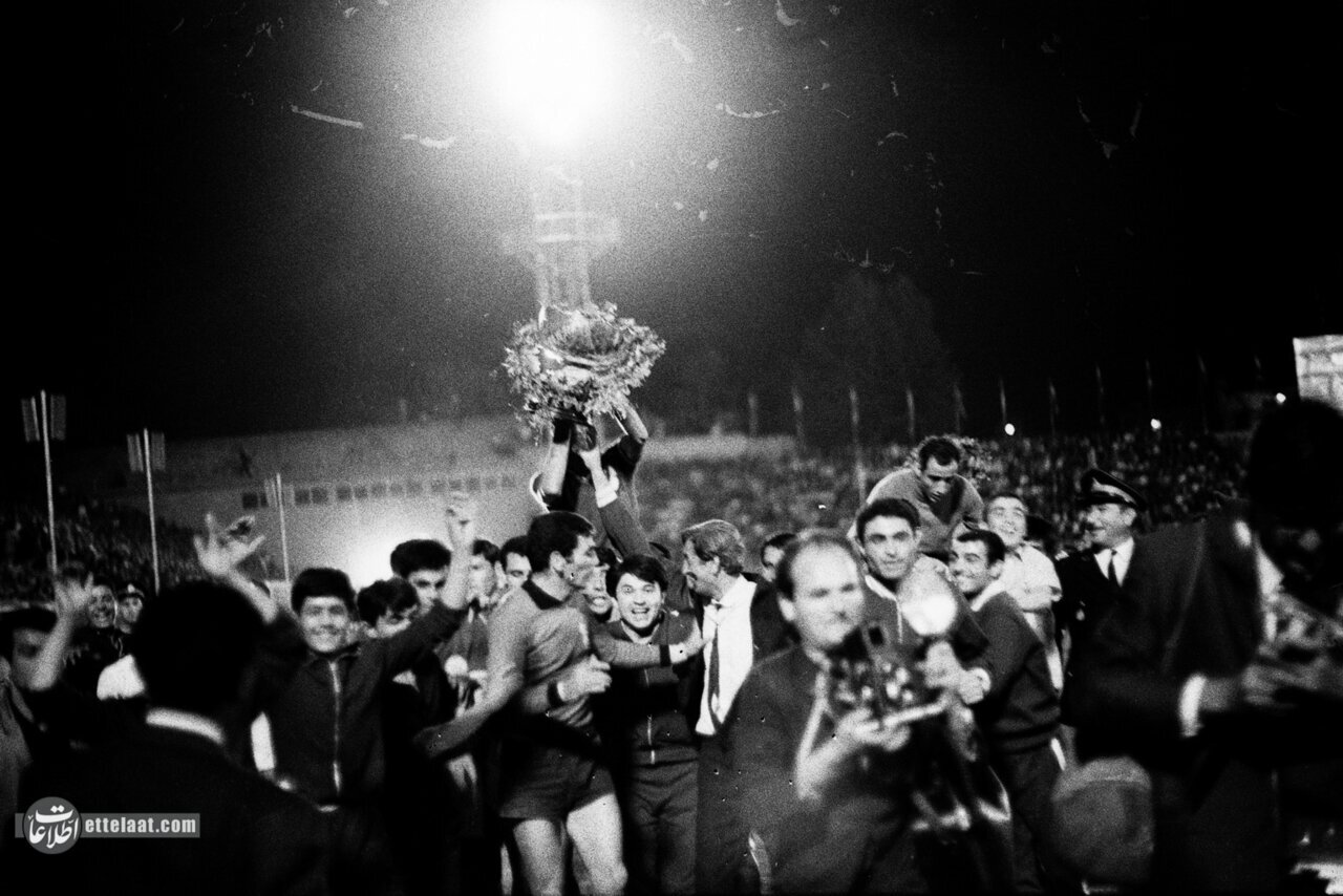 جزئیات پیروزی تاریخی تیم ملی فوتبال ایران بر اسرائیل + عکسهای دیده نشده