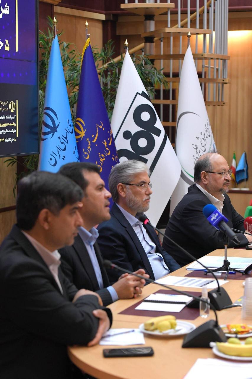 وزیر علوم: این تفاهمنامه از بهترین و بزرگترین تفاهمنامهها در حوزه صنعت است/ شریعتمداری: ۹۷ طرح در صندوق CVC خلیج فارس در حال بررسی است