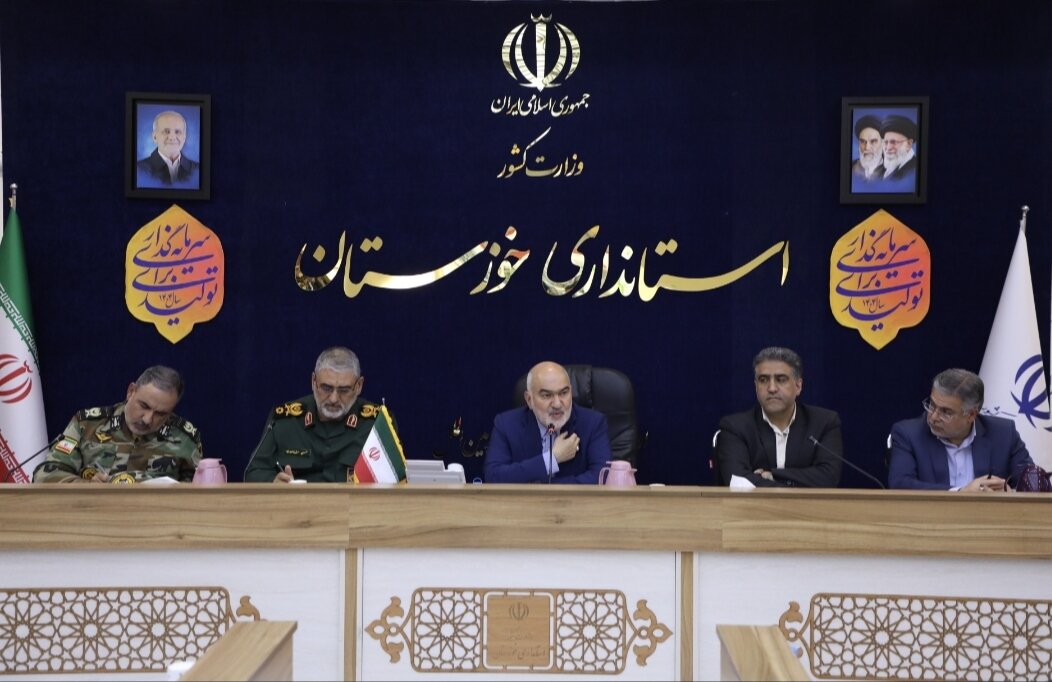 تأکید جدی استاندار خوزستان بر جمع‌آوری مدارس کانکسی و سنگی / اولتیماتوم برای نوسازی مدارس فرسوده تا پایان سال