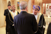 ببینید | بازدید پزشکیان از مسجد جامع سلطان قابوس