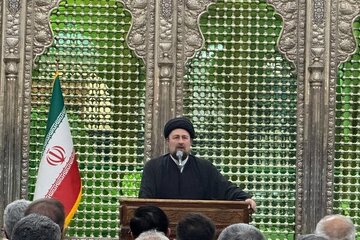 روایت سید حسن خمینی از توصیه امام به پدرش / اگر مسئولیتی در نظام به تو واگذار شد و فرد بهتری حضور داشت، بگذار او کار را بر عهده بگیرد روایت سید حسن خمینی از توصیه امام به پدرش / اگر مسئولیتی در نظام به تو واگذار شد و فرد بهتری حضور داشت، بگذار او کار را بر عهده بگیرد