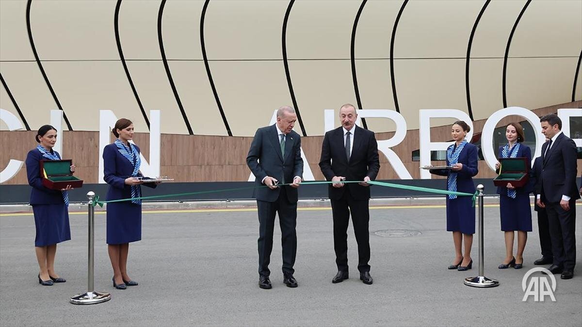 افتتاح فرودگاه لاچین با حضور اردوغان و علیاف/عکس