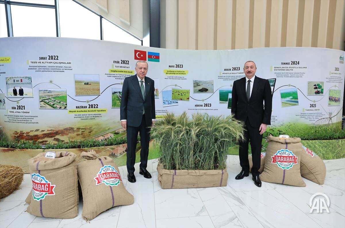 افتتاح فرودگاه لاچین با حضور اردوغان و علیاف/عکس