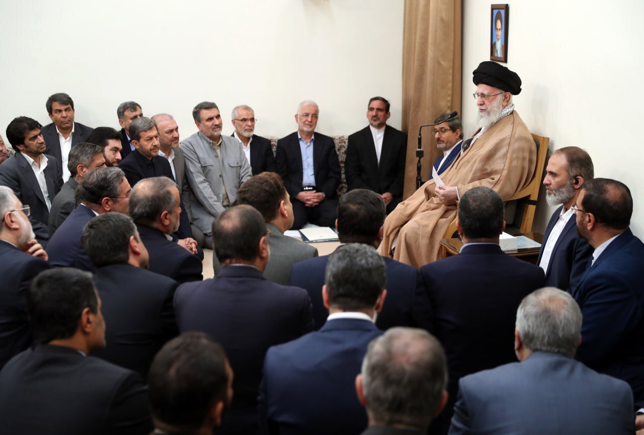دیدار وزیر کشور و استانداران با رهبر انقلاب+تصاویر