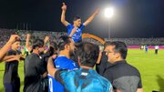 ببینید | جشن و شادیِ استقلالی‌ها وسط زمین پس از قهرمانی در جام حذفی