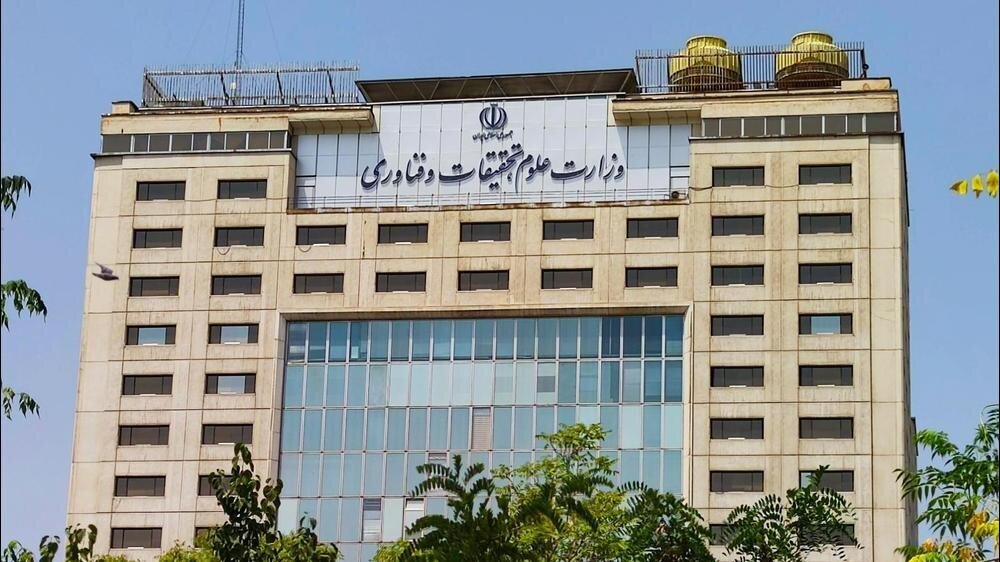 هیچ دلیلی ندارد ملیت دانشجویان متخلف دانشگاه همدان کتمان شود / اگر دانشجوی افغانستانی هتک حرمت کرده بود باز هم برخوردها همین بود؟ 2