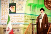 انتقاد تند علم الهدی از وزیر کشور/ استاندار دختران کُرد را آرایش‌کرده و سوار بر اسب، به استقبال استانداران عراقی برده/ در خیابان‌ها شاهد برهنگی هستیم