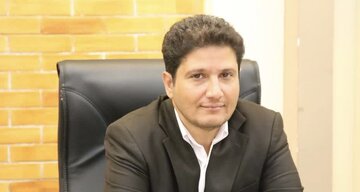 معاون اقتصادی استاندار کرمان : سرمایهگذاران قربانی کاغذبازی ها نشوند معاون اقتصادی استاندار کرمان : سرمایهگذاران قربانی کاغذبازی ها نشوند
