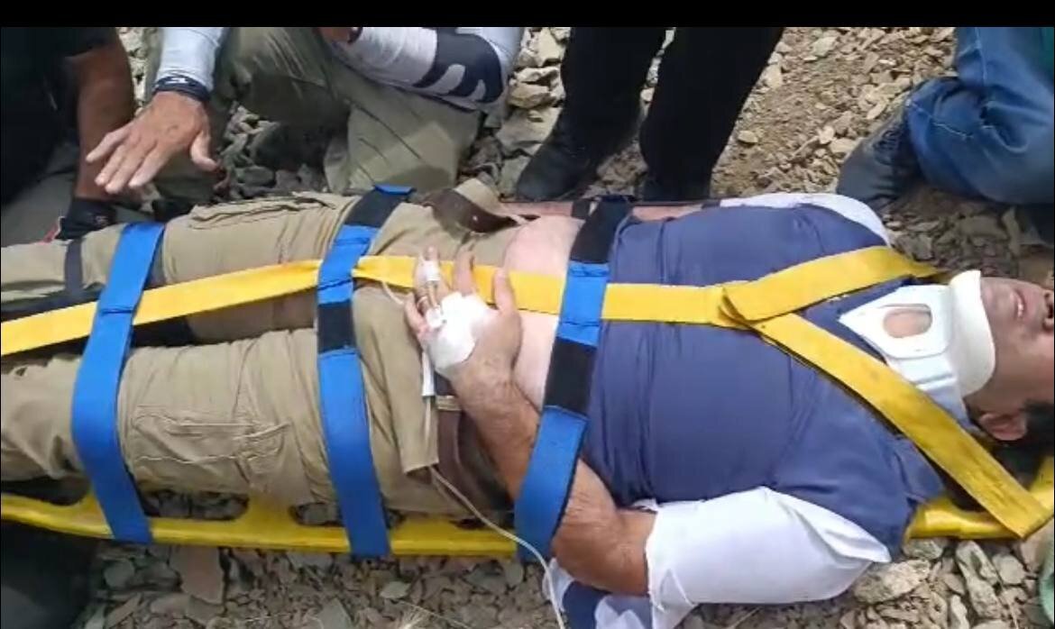 عملیات نفسگیر نجات خلبان پاراگلایدر در تهران/ عکس