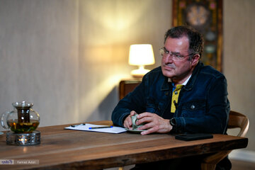 سینماگران مثل سایر مردم معترضاند اما جشنواره چهلوچند ساله خود را تنها نمیگذارند سینماگران مثل سایر مردم معترضاند اما جشنواره چهلوچند ساله خود را تنها نمیگذارند