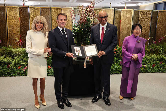 عواقب یک سیلی به مکرون از بانوی اول فرانسه/ترامپ:اول مطمئن شوید که در هواپیما همچنان بسته است/برژیت نوعروس امانوئل شد!