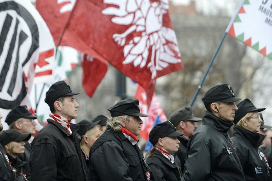 عادیسازی راست افراطی