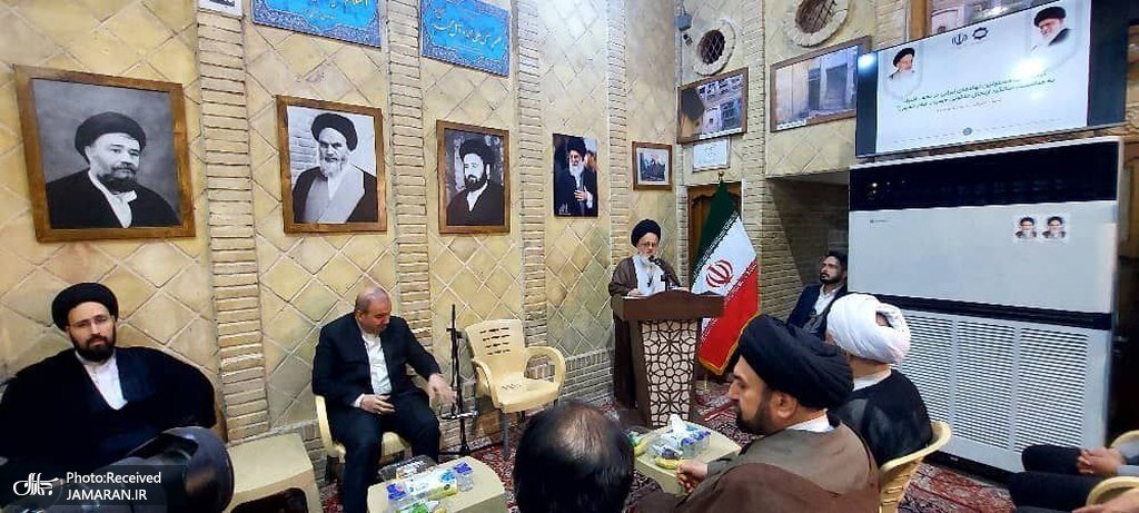 تصاویری از برگزاری گرامیداشت سالگرد امام در نجف/ سید علی خمینی: مذاکرات ایران و آمریکا، مذاکرات صلح نیست