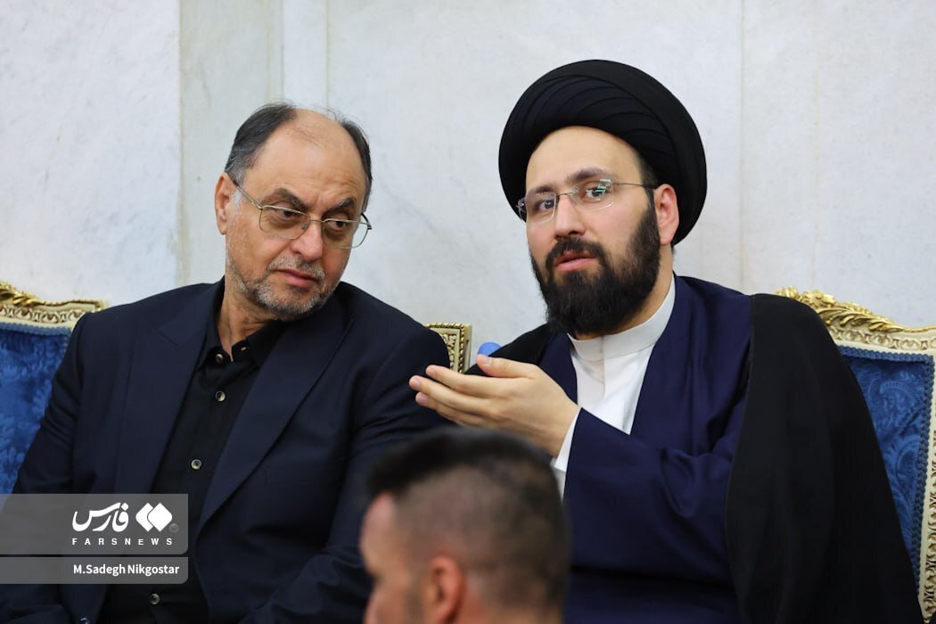 حضور چهره های سیاسی و اقتصادی در مراسم ترحیم پدر علی انصاری