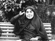 عکسی از نوه ناصرالدین‌شاه در حال ترشی انداختن