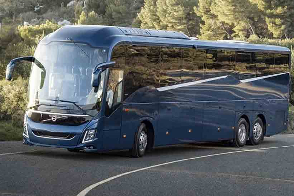 ارومیه با کمبود ۲۵۰ دستگاه اتوبوس مواجه است. ارومیه با کمبود ۲۵۰ دستگاه اتوبوس مواجه است.