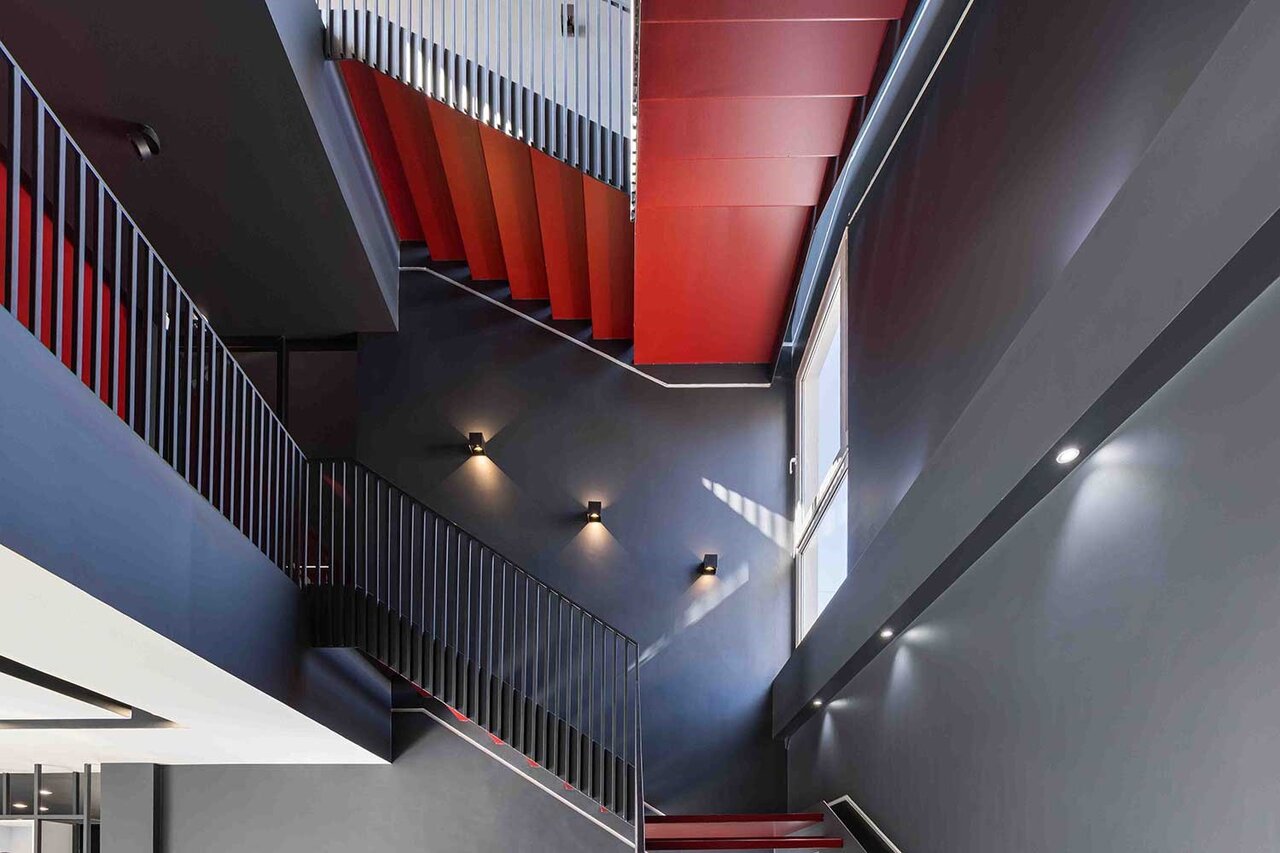 راهنمای جامع طراحی و معماری ساختمان اداری برای مدیران