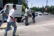 ببینید | درگیری موافق و مخالفان احسان حدادی مقابل وزارت ورزش و جوانان