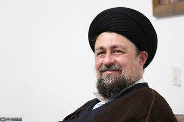 تصاویری از حضور تنها وزیر زن دولت در جماران