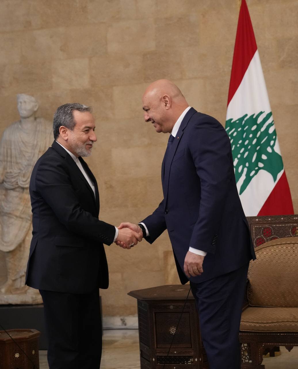 عراقچی با رئیس جمهور لبنان دیدار و گفتگو کرد / عکس