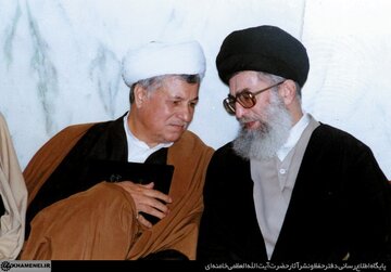 خاطرات هاشمی: از آیت‌الله خامنه‌ای، درباره خبر مربوط به احتمال سوءقصد پرسیدم
