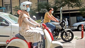 حکم شرعی موتورسواری بانوان در سطح شهر