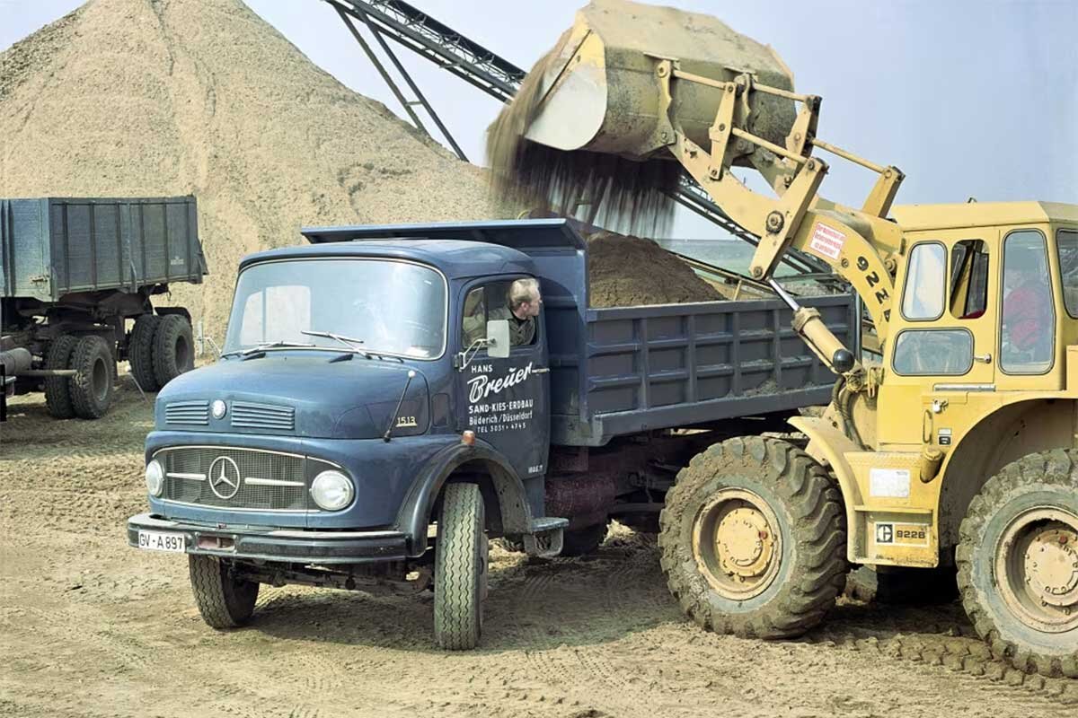 کامیون ۶۶ ساله بنز در ایران سوژه رسانههای جهانی شد!