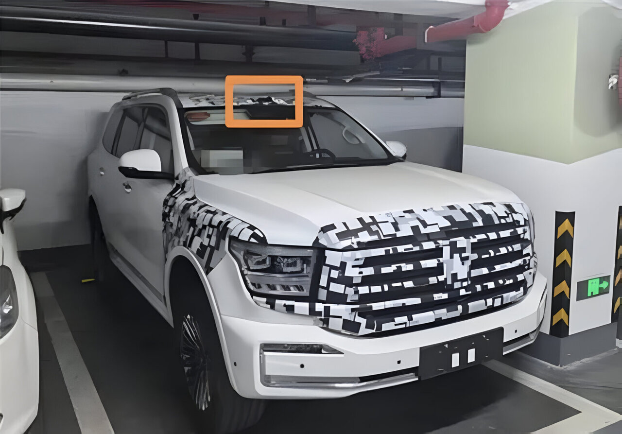 لندکروز چینی به ایران نرسیده تغییر کرد / عکس