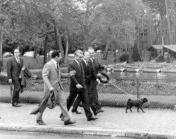 عکس/ «سلطان خاویار ایران» و همسرش در مهمانی شاه عکس/ «سلطان خاویار ایران» و همسرش در مهمانی شاه