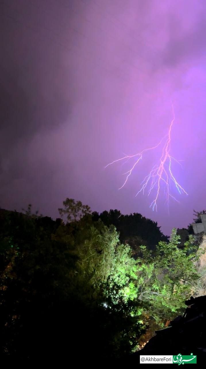 عکس | شاهکار عکاس ایران در ثبت لحظه رعدوبرق در جاده چالوس محدوده استان البرز