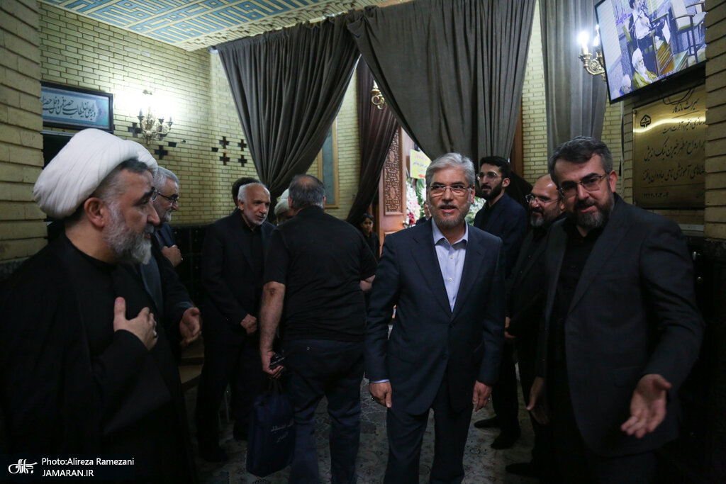 تصاویر حضور ظریف و عراقچی در یک مراسم/ دختر امام هم بود/ معاون روحانی همنشین وزیر خارجه شد