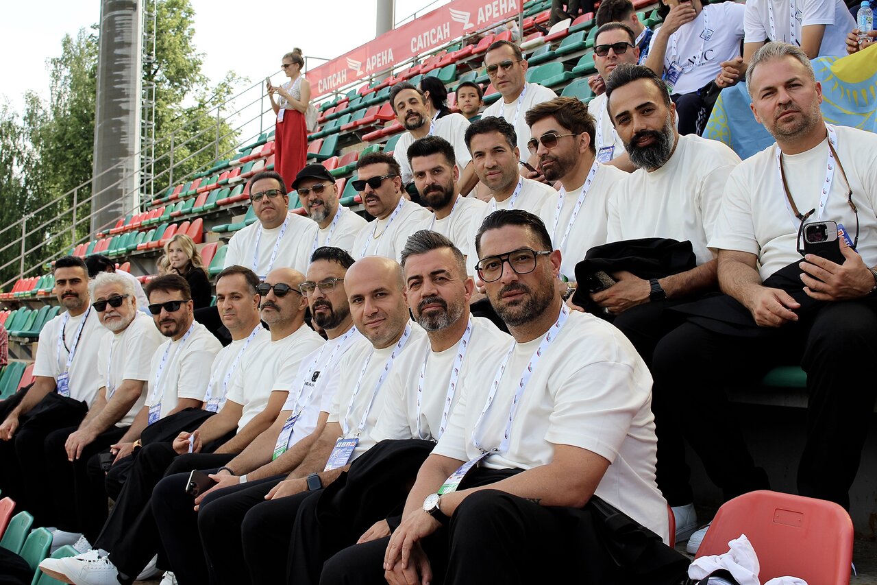 سرمربیگری مهدی پاشازاده برای تیم هنرمندان/ از محسن تنابنده تا علی لهراسبی و کامبیر دیرباز