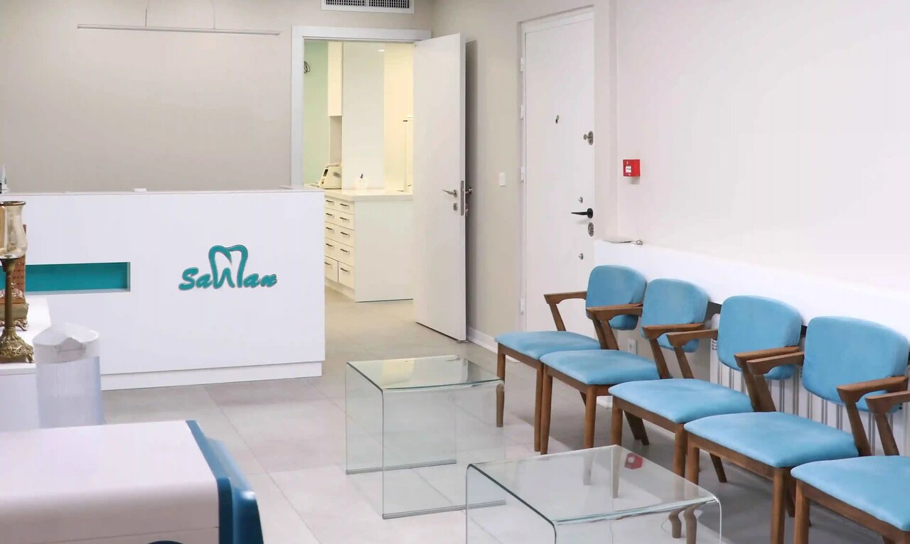 کلینیک دندانپزشکی یا مطب شخصی؟ راز انتخاب درست برای درمان بهتر