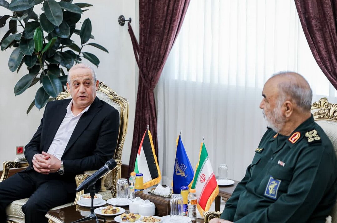 اولین تصویر از دیدار یک مقام فلسطینی با سرلشکر سلامی/ ماجرا چیست؟