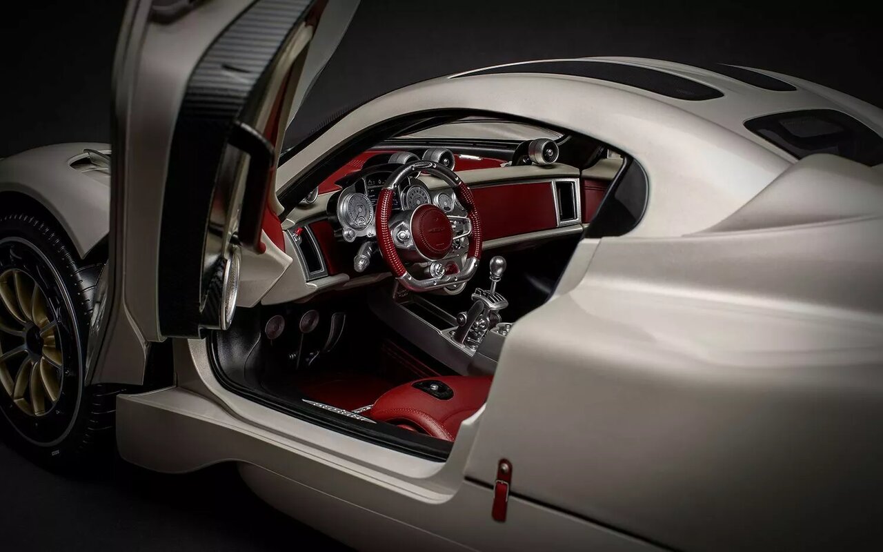 چطور خودروی ۲ میلیون دلاری را در خانه بسازیم؟ / عکس