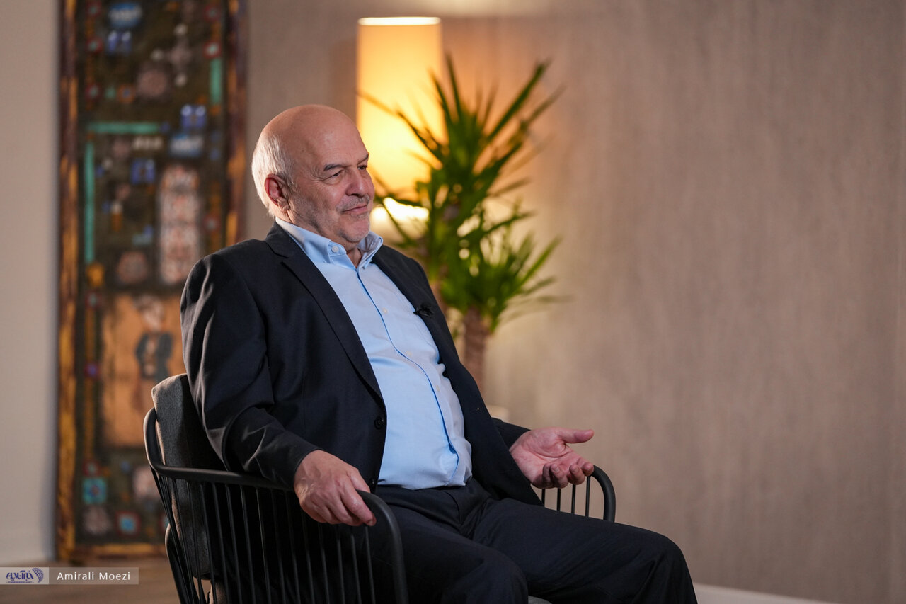 دریاچه ارومیه خشک نشد، خشکانده شد/ آقای پزشکیان دریاچه ارومیه را به نااهلش سپرد