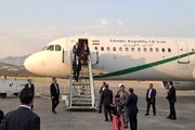 ببینید | ورود و استقبال مردمی از پزشکیان در ایلام