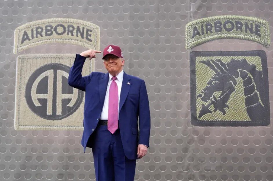 ترامپ با اجرای یک رژه نظامی:به عنوان فرمانده کل قوا،من اجازه نمیدهم چنین اتفاقی بیفتد/شنبه روز بزرگی در واشنگتندیسی خواهد بود/تصاویر