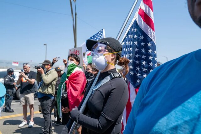 هشدار نیوسام به ترامپ/ورود تفنگداران دریایی به لسآنجلس/شکست حکومت نظامی/روحانیون مذهبی هم به میدان آمدند/تصاویر