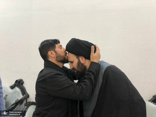 تصاویری از دیدار سید علی خمینی با «سپر سید»/ محافظ ویژه شهید سیدحسن نصرالله کیست؟