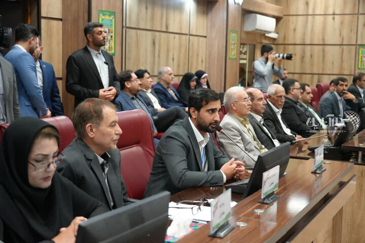تصاویر | نشست رئیس جمهور با فعالان سیاسی و اجتماعی استان ایلام